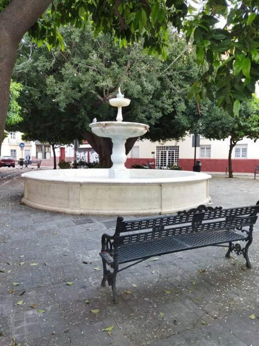 Hispalis Plaza Cristo De Burgos Sevilha Exterior foto